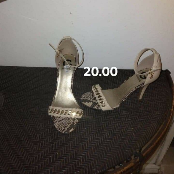I'm selling heels and boots - Picture 7 of 7